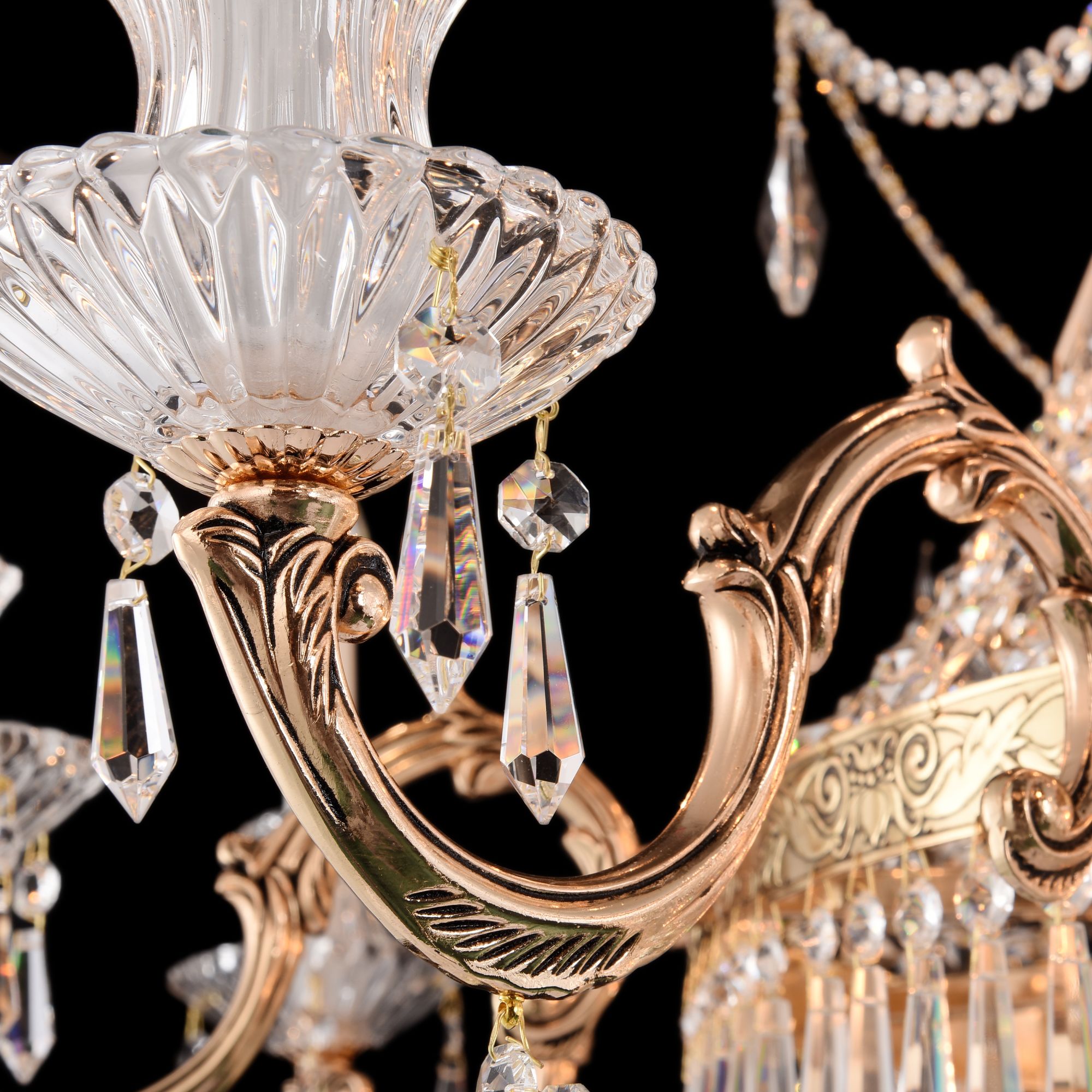 Светильник подвесной Maytoni Palace DIA890-PL-42-G